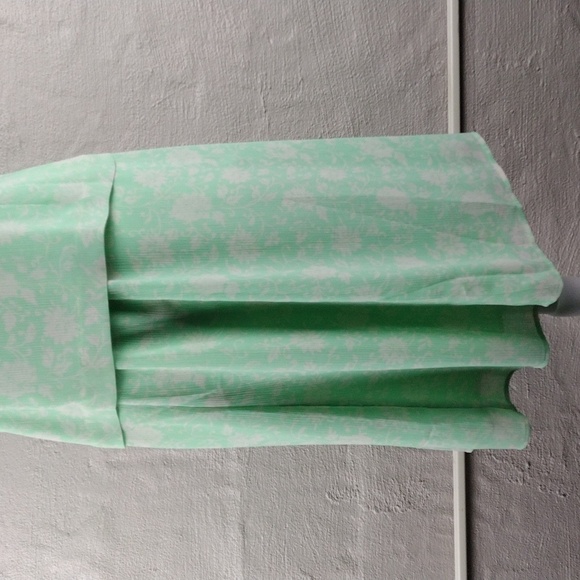 The Tog Shop Petite Vintage Mint Green White Floral Skirt Blouse Two Piece Set - Picture 11 of 16